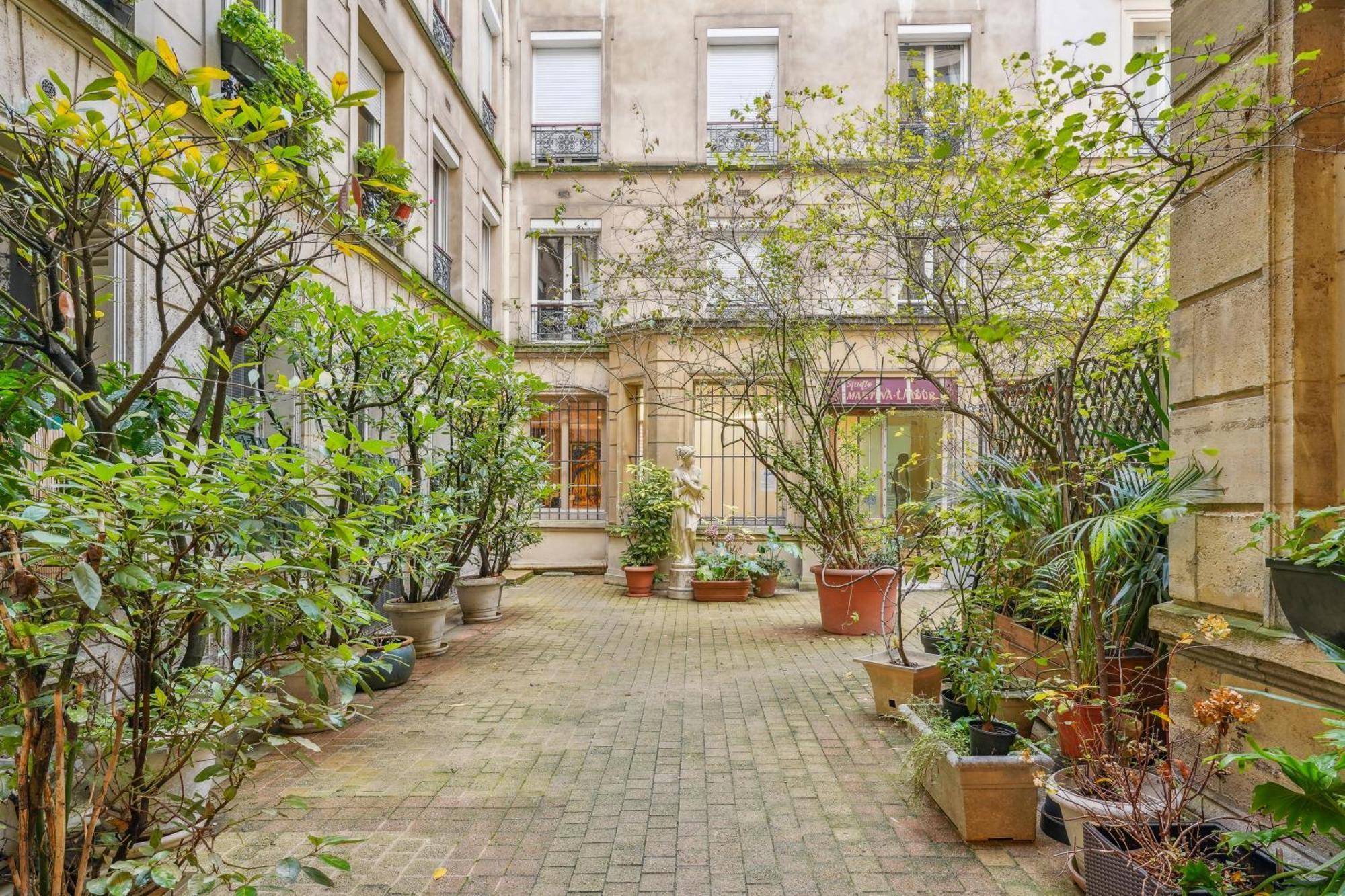 Luxury Apartment La Tour パリ エクステリア 写真